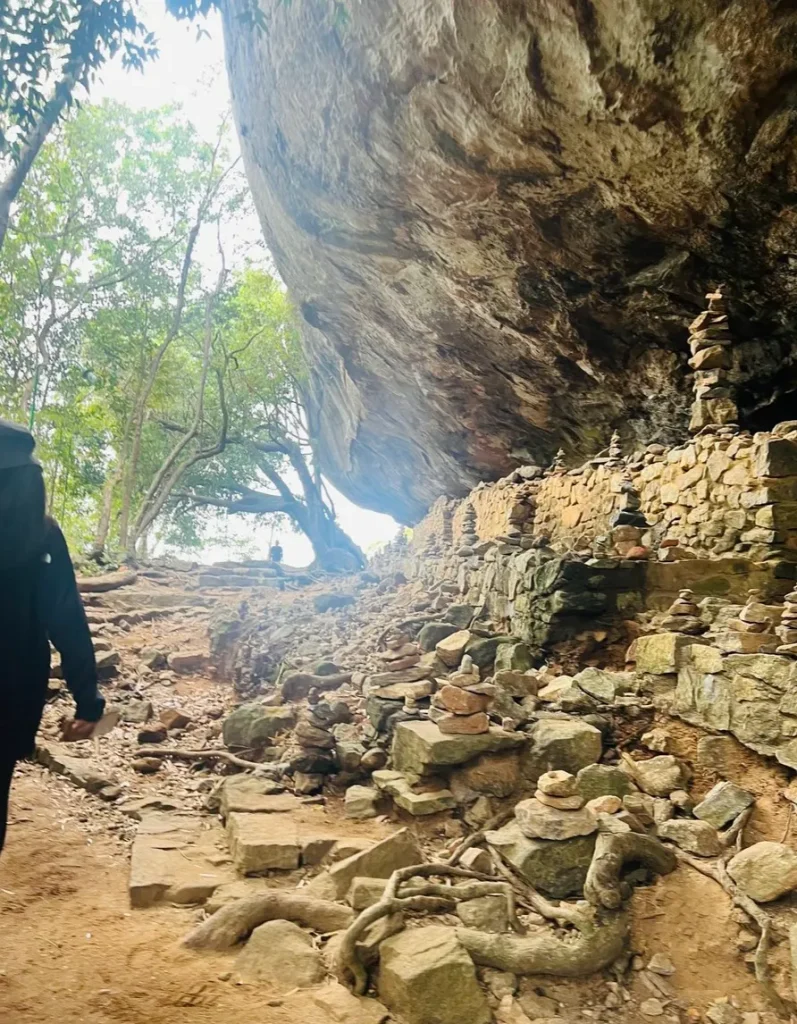 スリランカ子連れ旅｜ビンドゥガラロック登山道