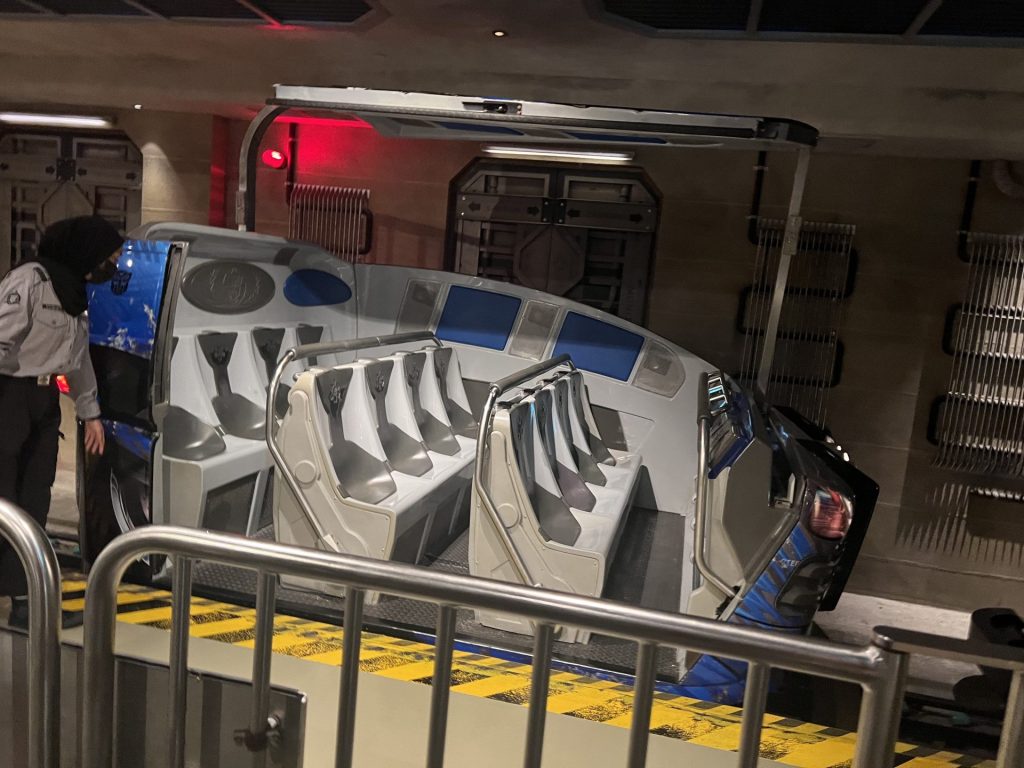 USSユニバーサルスタジオシンガポール|絶叫アトラクショントランスフォーマーザライドの乗り物外観