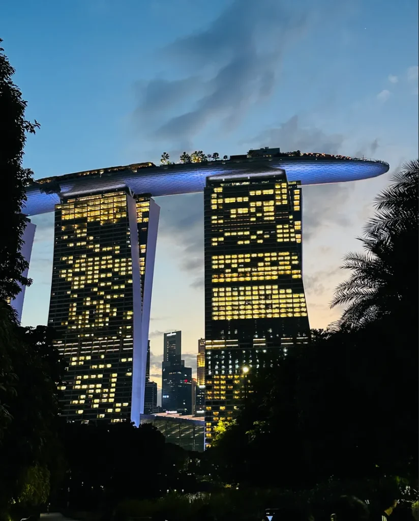 ガーデンズバイザベイ から見る夜景