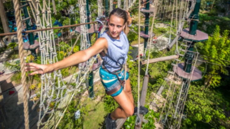 ESCAPE エスケープペナンMonkey Business