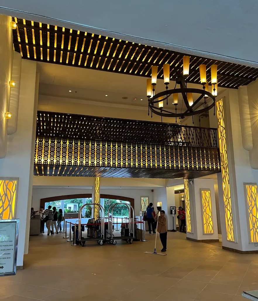 シャングリラ ゴールデン サンズ ペナン (Shangri-La Golden Sands, Penang)ロビー