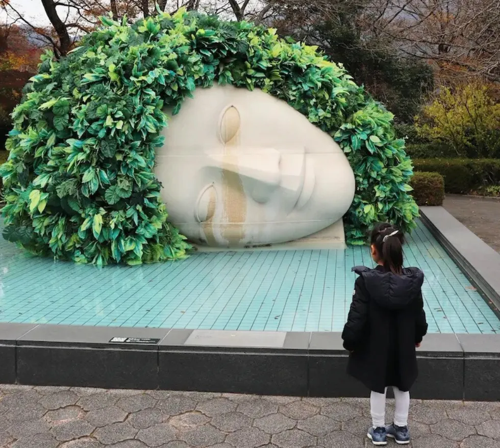 箱根彫刻の森美術館展示 嘆きの天使