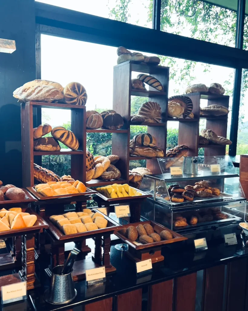 ヘリタンスカンダラマ子連れ宿泊記｜朝食ビュッフェデニッシュ