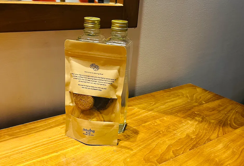 ジェットウィングブルーホテル宿泊記｜水とクッキー｜スリランカニゴンボ｜