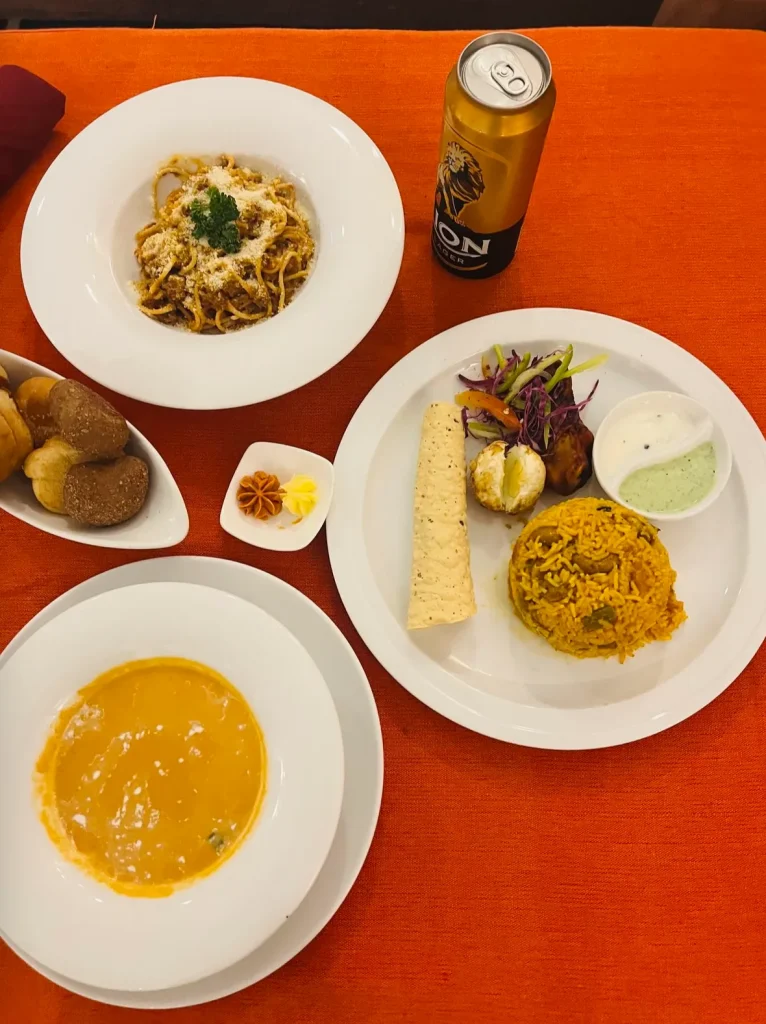 ジェットウィングブルーホテル宿泊記｜ルームサービス｜スリランカニゴンボ｜