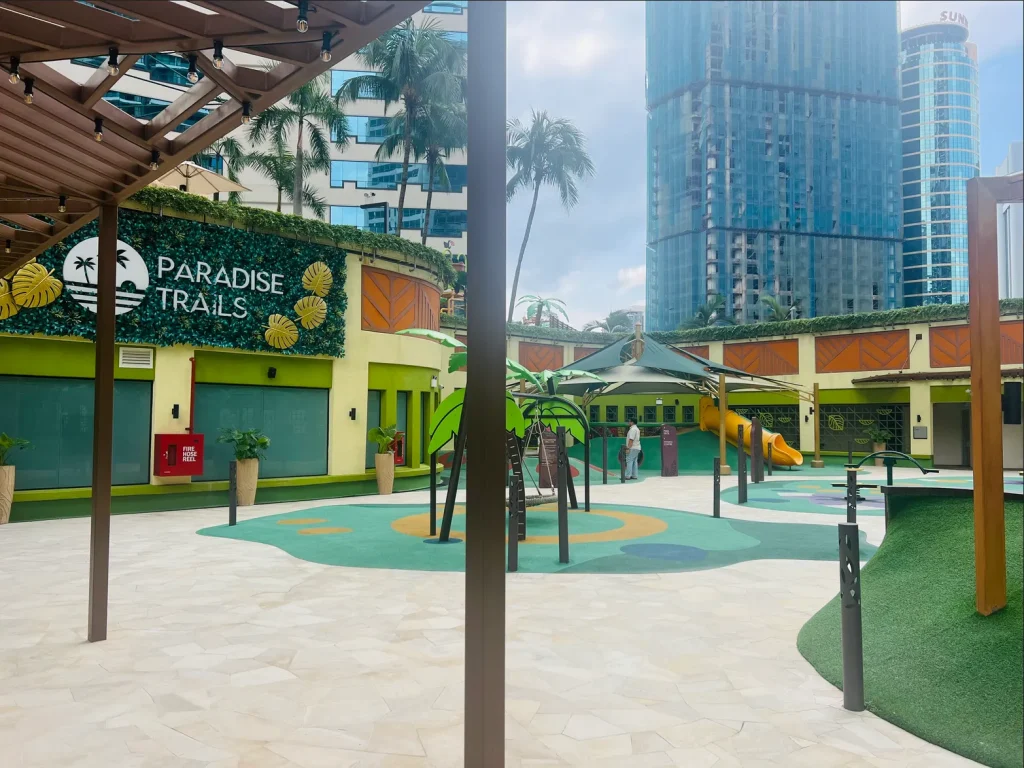 ルネッサンスホテルクアラルン プレイグランド