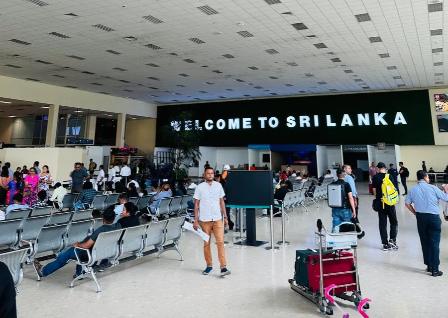 スリランカ旅行の移動手段｜スリランカ国際空港到着ロビー