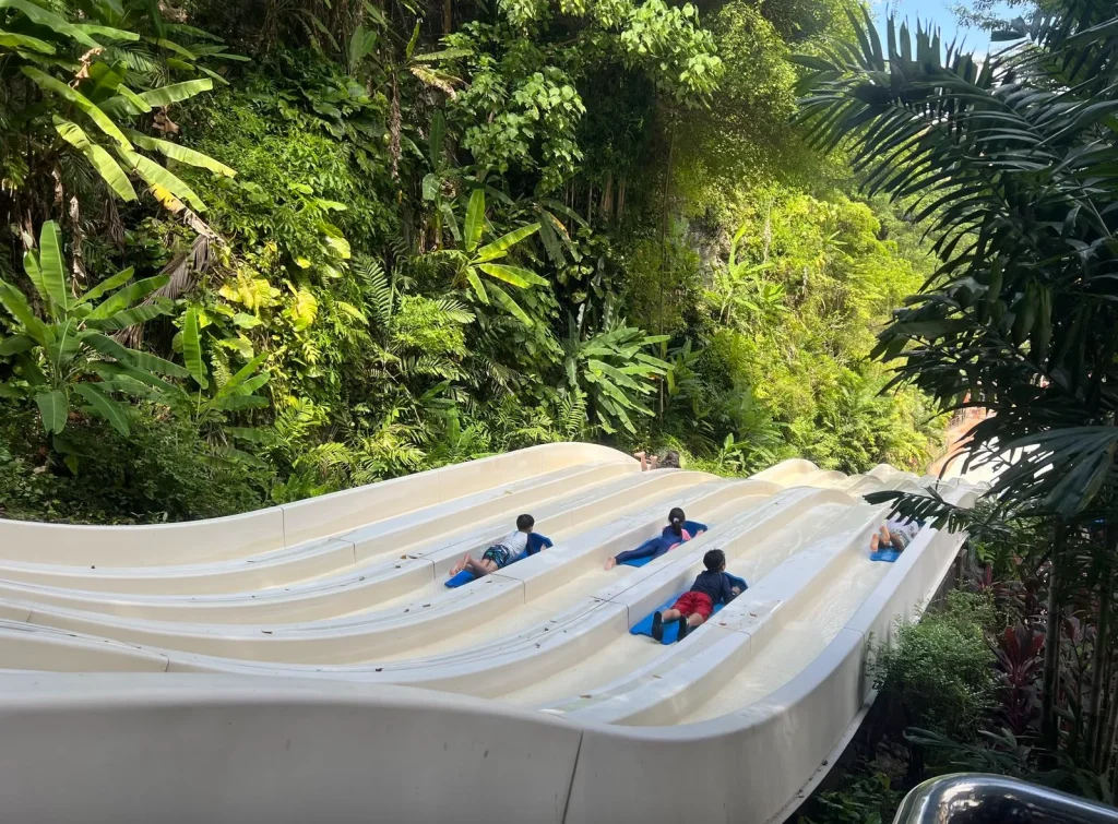 sunwaylagoonサンウェイラグーンスライダー